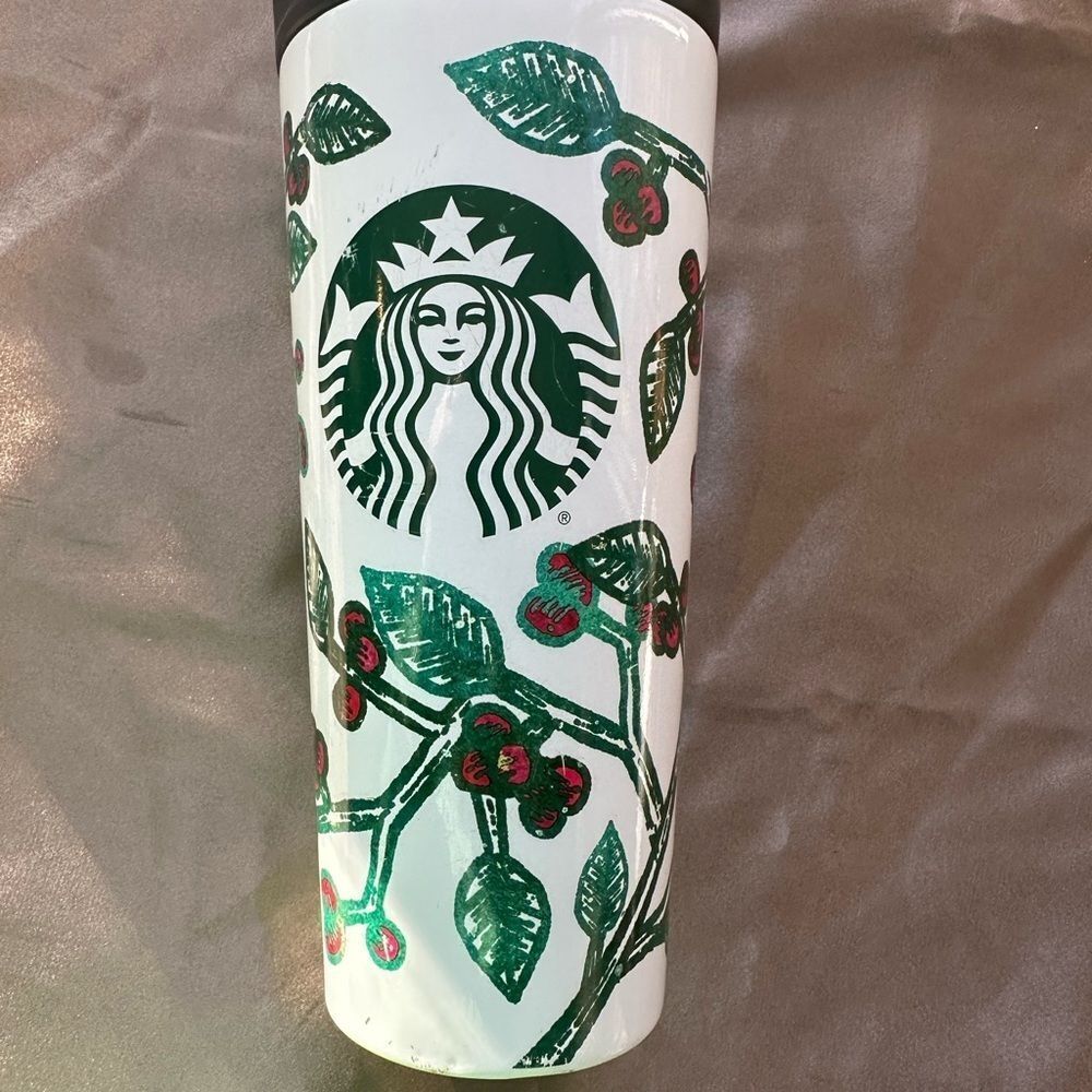 2016 Starbucks‎ Holly Berry tumbler